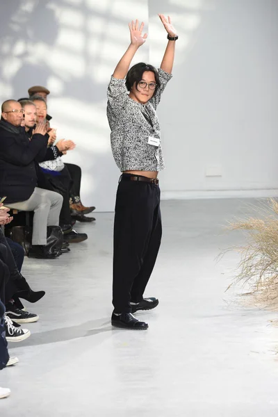 Look 33